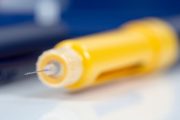 MHRA seeks ‘expert advice’ on Oxford vaccine allergy risks