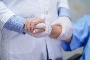 Hospitals rarely provide information to GPs about poor prognosis, research shows